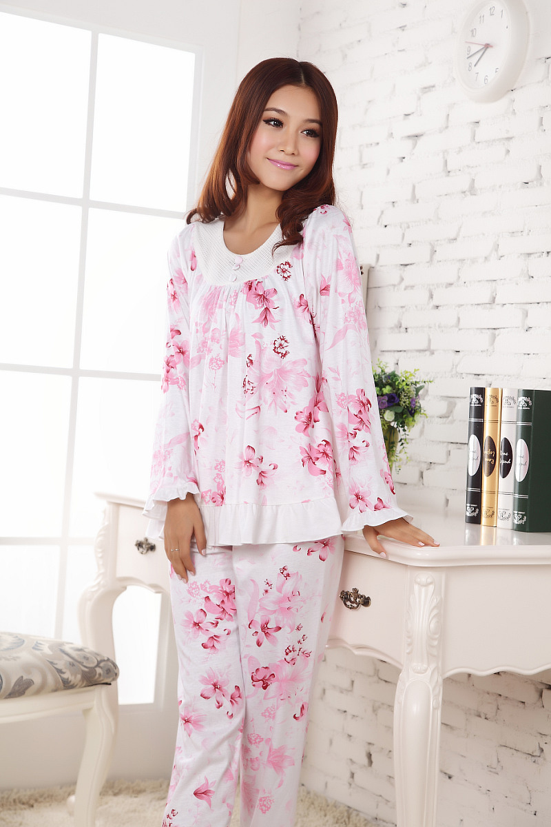 2013 pajamas women Lovely broken beautiful ladies cotton long sleeve pajamas cute sexy princess leisure wear