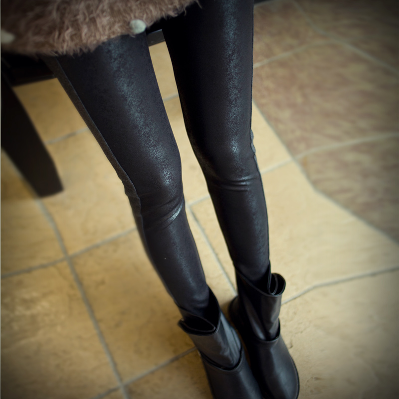 2013 serpentine pattern faux leather quality patchwork ankle length legging female ls90163