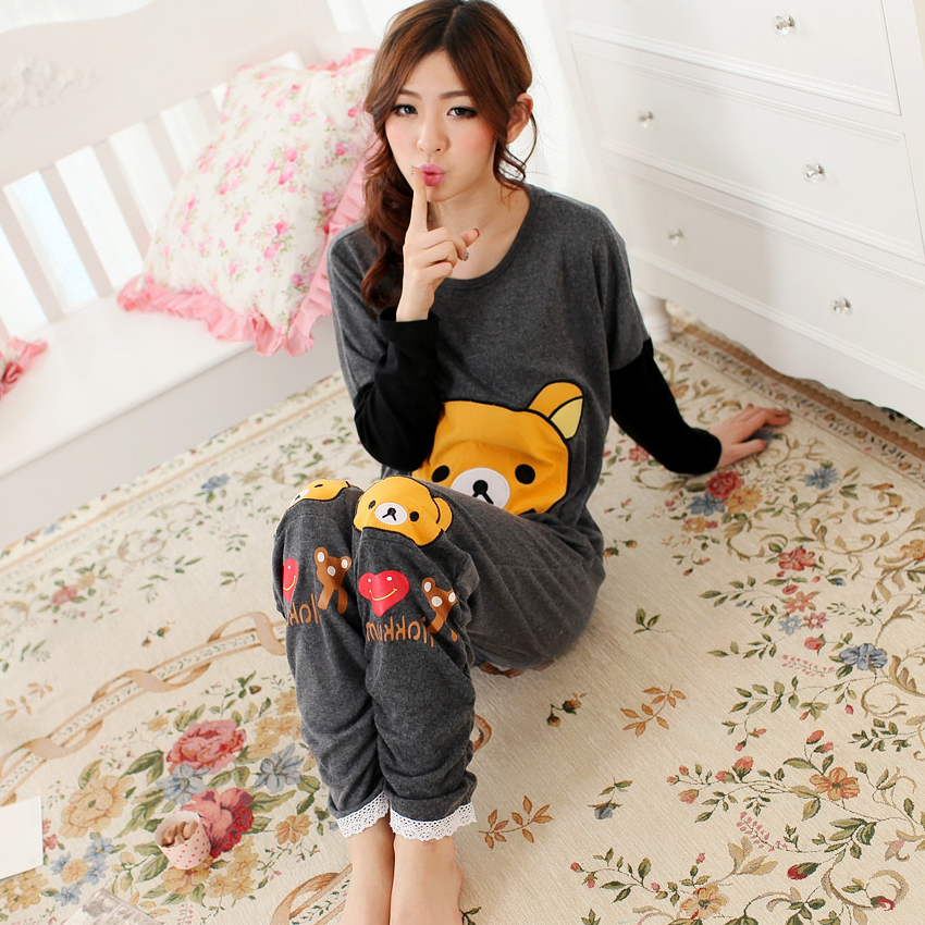 2013 spring and autumn sleepwear cotton long-sleeve cartoon heart bear lounge women's sleep set