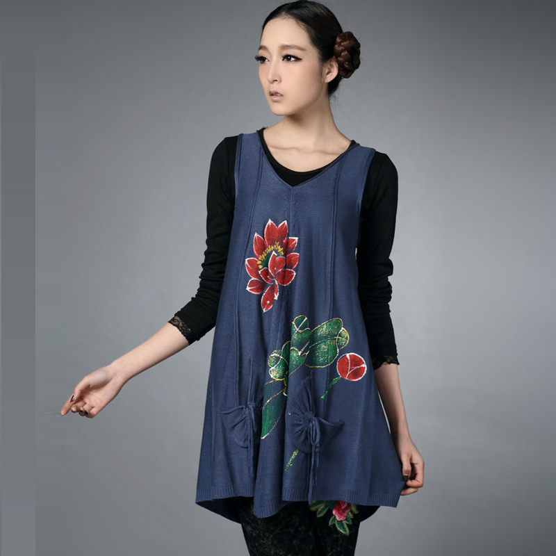 2013 spring and autumn woven vest deep v neck vest hand painting knitted sweater pullover 3333