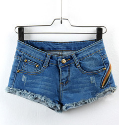 2013 spring brief tassel denim blue elastic female denim shorts loose