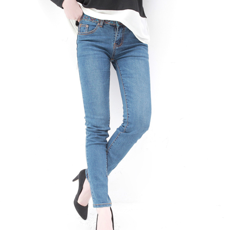 2013 spring national trend low-waist embroidered slim pencil jeans female ae176