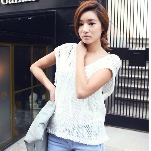 2013 spring new arrival aesthetic gentlewomen all-match tassel V-neck sleeveless pullover sweater female