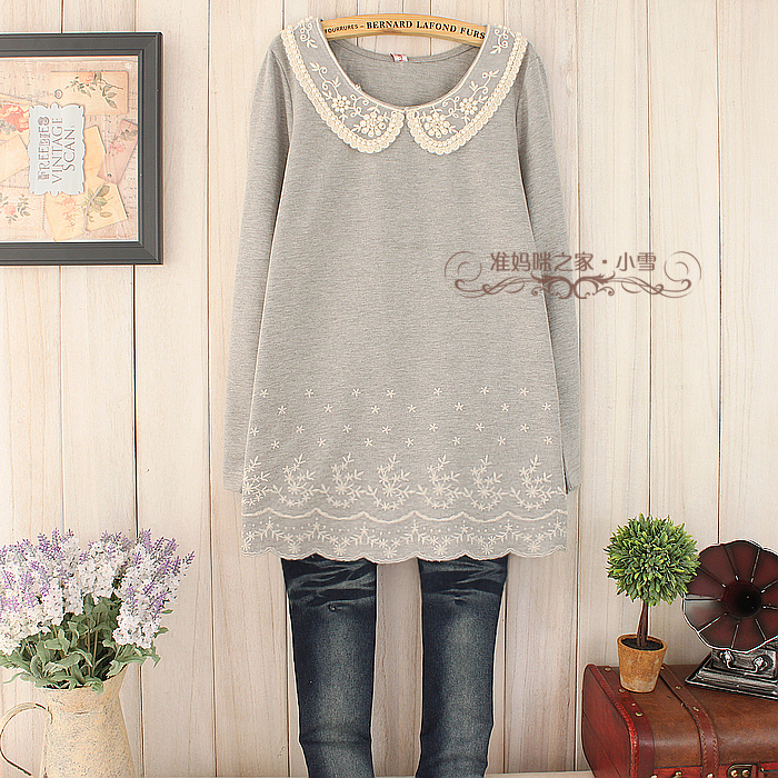 2013 spring new arrival small fresh embroidery beaded solid color maternity top maternity sweater maternity clothing w37