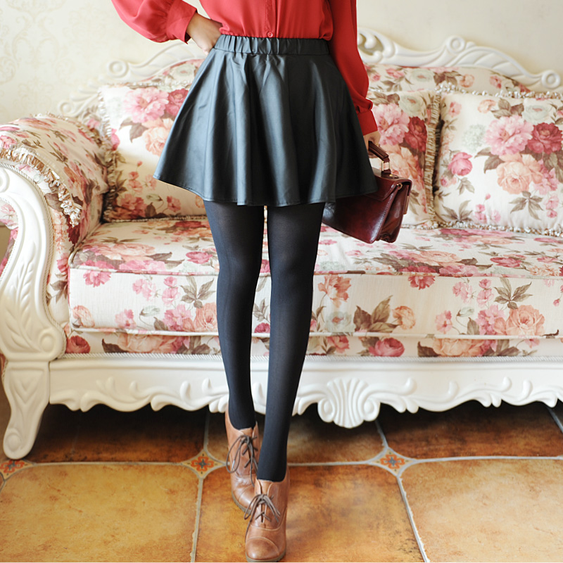 2013 spring new arrival spring women's sexy gentlewomen vintage short half-length skirt slim hip leather skirt