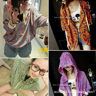 2013 Spring Outerwear Women's Flavor Loose Color Block Sunscreen Casual Sports Hooded Outerwear Female Free Shipping