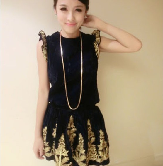 2013 spring sweet vintage embroidery velvet sleeveless top bust skirt set