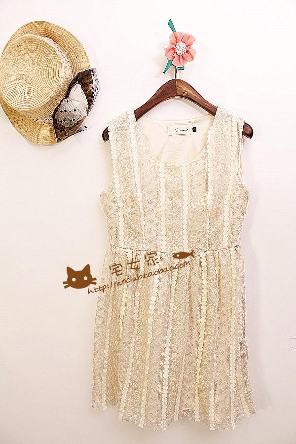 2013 spring wind sweet princess embroidery lace leather gold lace tank dress