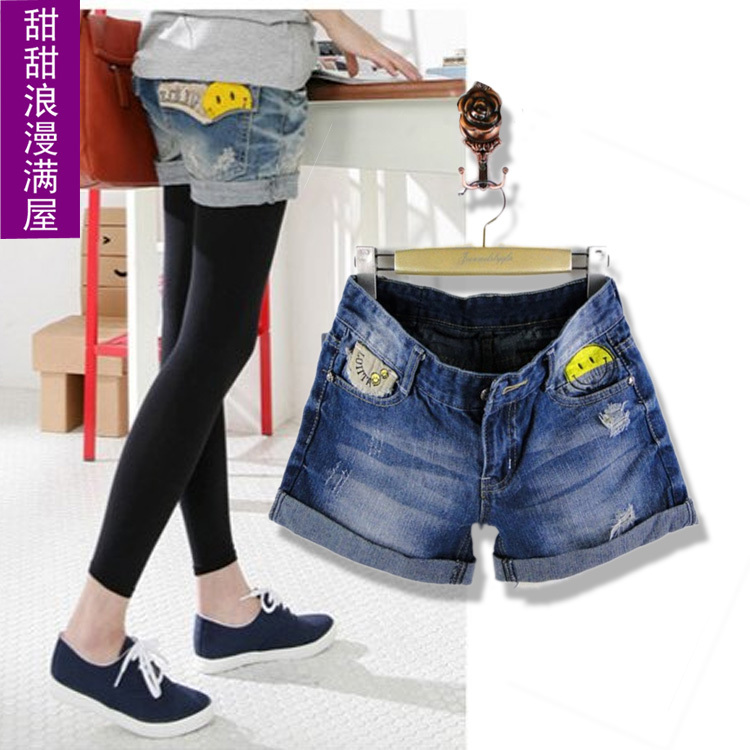 2013 spring women's d913 casual all-match smiley roll up hem blue denim shorts