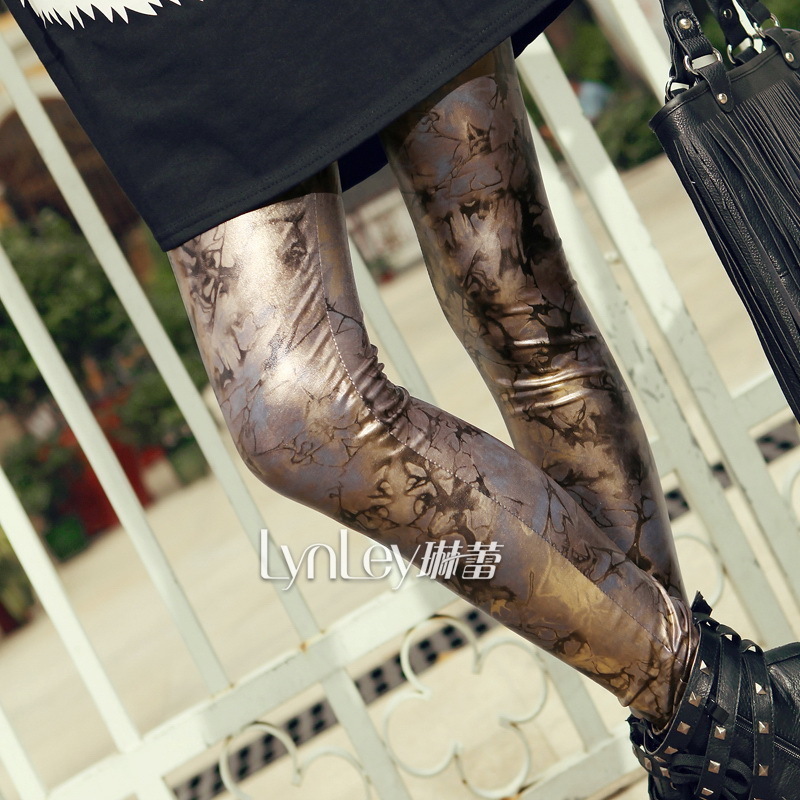 2013 spring women's pants ankle length legging doodle slim faux leather safety pants hm