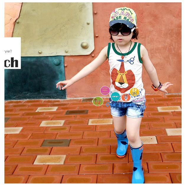 2013 summer Korean new  version children's clothing cartoon lion pattern sleeveness baby girls and boys vest