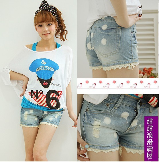 2013 summer women's 3778990 sweet lace decoration light color wearing white denim shorts