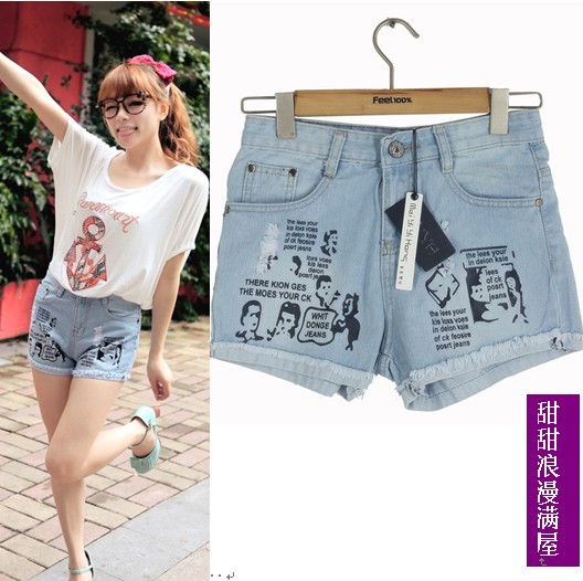 2013 summer women's fashion 3780990 cartoons wearing white light color roll up hem denim shorts