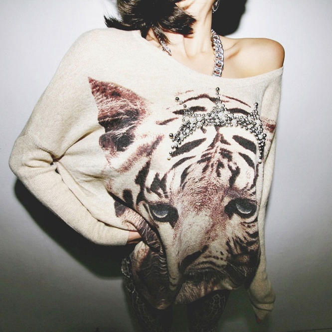 2013 women new fashion  long sleeve long  sweater Shes-story  batwing  medium-long tiger  T-shirt