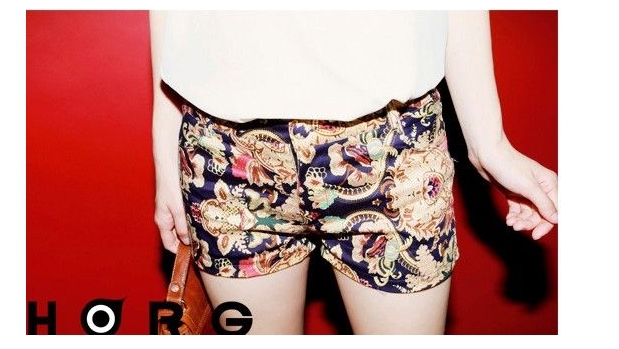 2013summer/spring print  totem skinny low button fly flat print shorts embroidery fashion shorts sexy novelty brief cute vintage