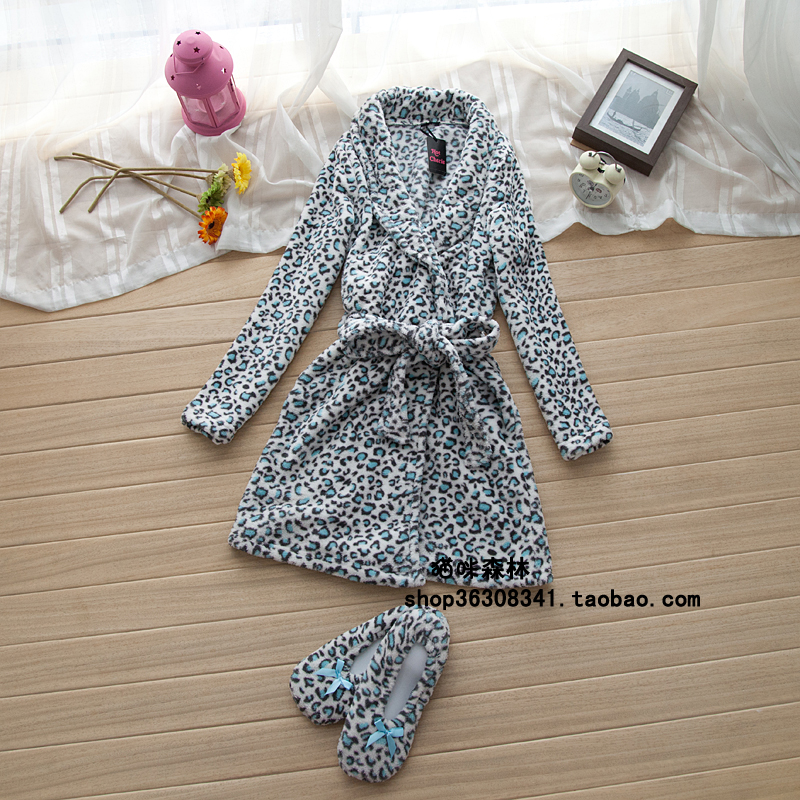 29.99 ! fresh blue leopard print coral fleece robe bathrobes floor socks ! 0.54kg