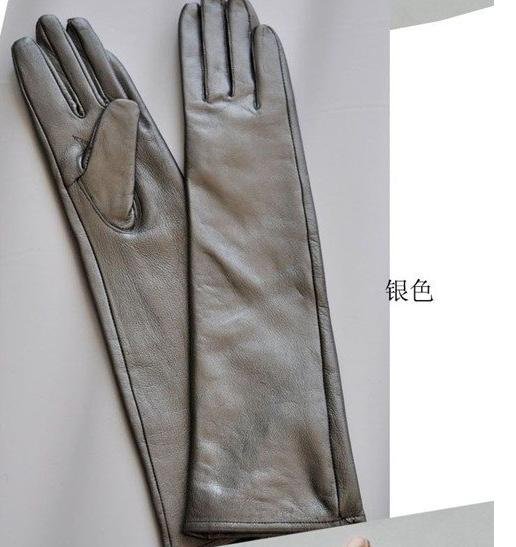 2pcs alot The newest Women's leather warm gloves Classic Black Leather gloves T station catwalks dress gloves