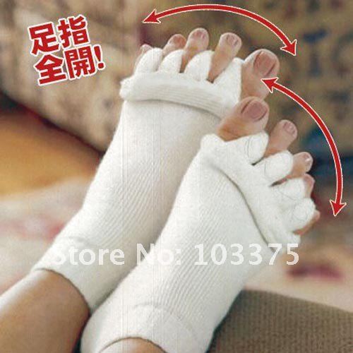 5pcs/lot free shipping Massage Five Toe Socks Sleeping Socks Foot Alignment Treatment Socks Health Stockings