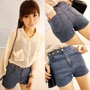 6,072,012 new ultra-thin wild buckle rivets high waist denim shorts