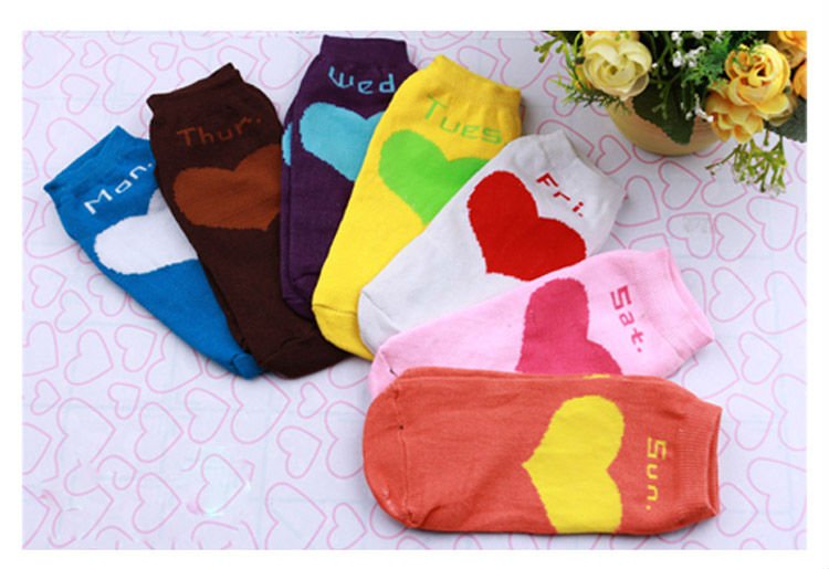 7pairs/bag weekly women socks, cotton socks from sunday to saturday daily change, free shipping heart print