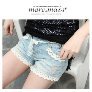 8896 spring and summer sweet light color distrressed lace decoration female denim shorts