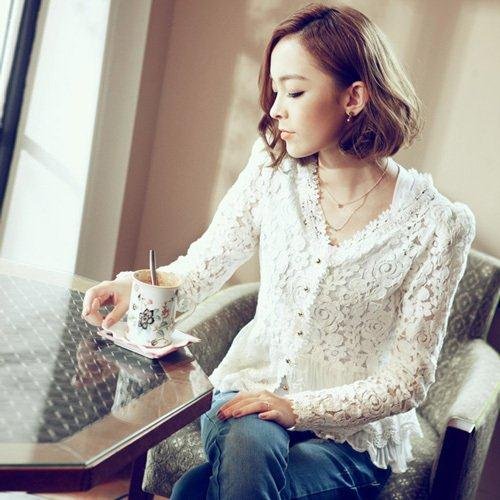 8898 * model real shot * 2012 new fall was thin Shoulderpads valuable stitching the openwork lace shirt cardigan jacket