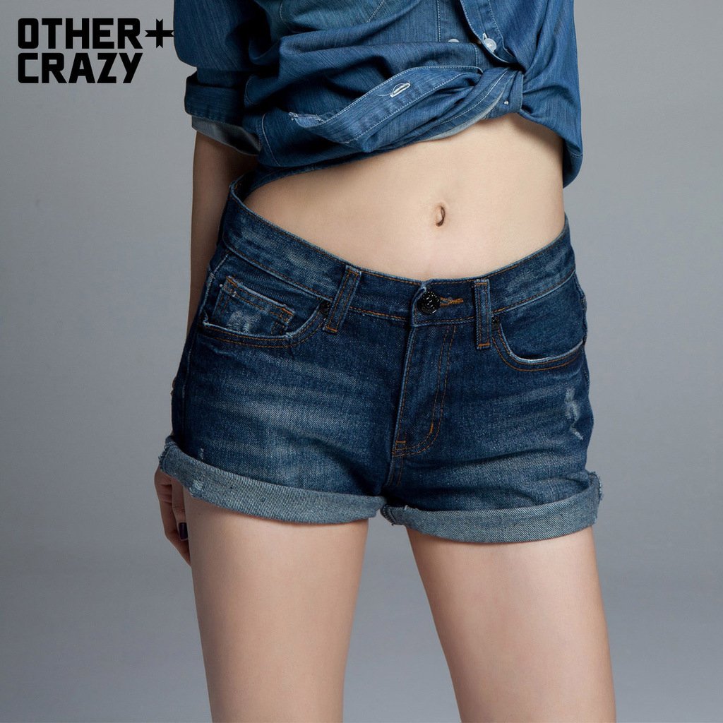 A free shipping Summer water wash roll-up hem shorts denim shorts jeans female 11u20015