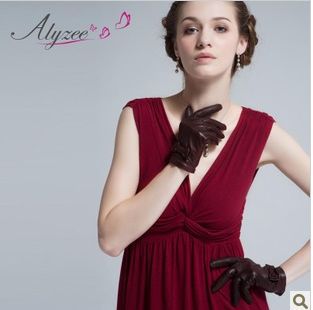 Alyzee A1043 gloves pig suede leather wool short design women's winter ride thermal gloves,free shipping