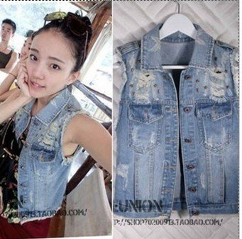 AS-033 2012 New Fashion Korean casual women's denim star rivets hole short jeans jacket slim coat free shipping