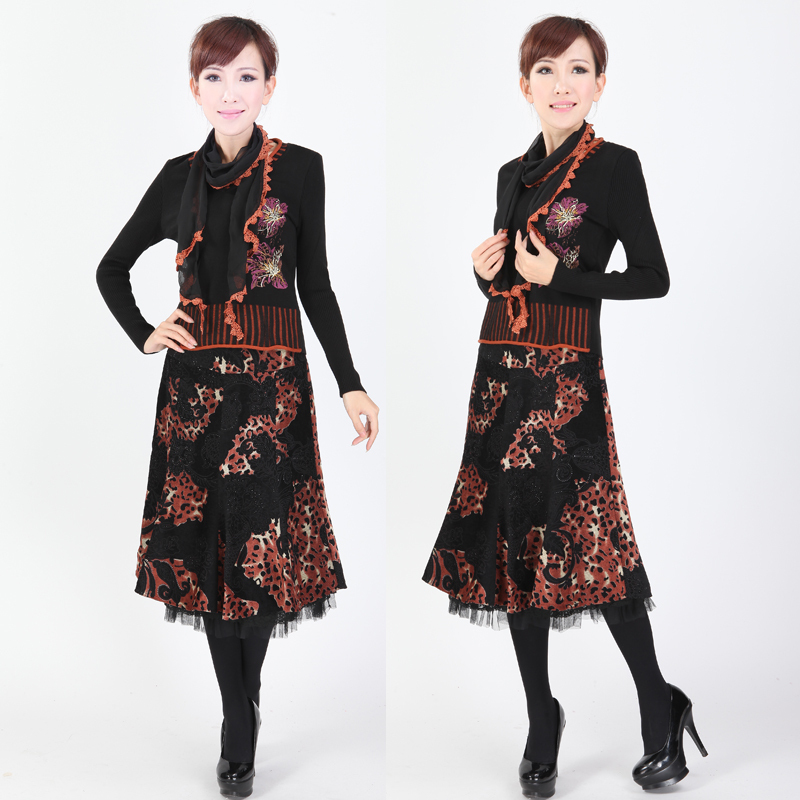 Autumn and winter 2012 women's new arrival long-sleeve wool slim skirt 5811