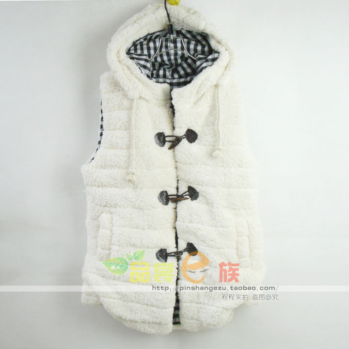 Autumn and winter female loose thickening medium-long plus size berber fleece vest clip pocket with a hood explaines outerwear