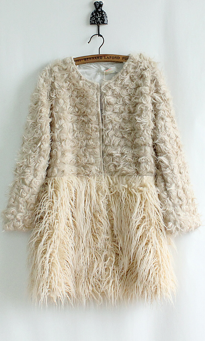 Autumn and winter wool circle tassel sweep thin fur coat