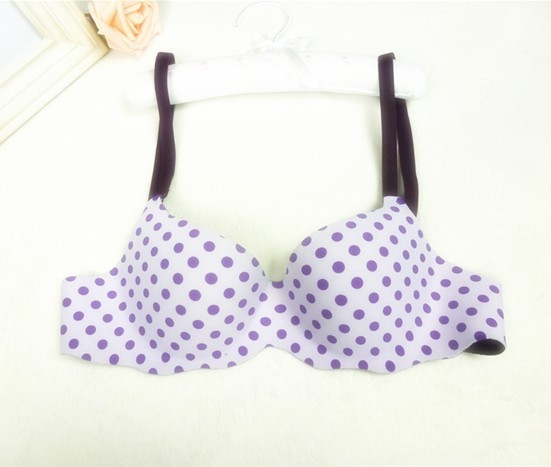 B . p comfortable polka dot one piece seamless bra women's underwear three-color