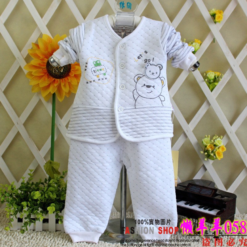 Baby autumn 3 - 6 months old 0 - 3 months old 9 baby clothes winter clothes enterotoxigenic