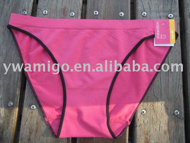 Brand New Women Smooth Revolution Underwear Brief  Panties Bikini Style