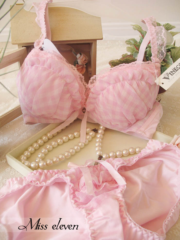 Bubble yarn pink small insert push up side gathering underwear bra set