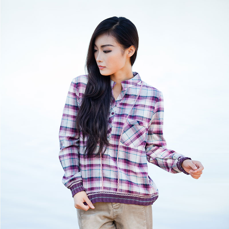 Buckle plaid long-sleeve shirt