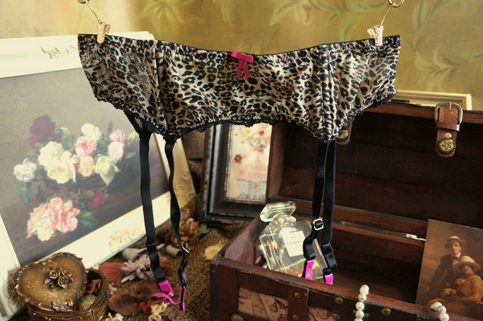 C a temptation sexy leopard print body shaping cummerbund garter