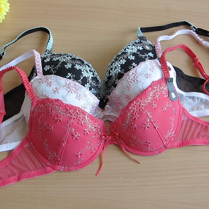 Censored h1 three-color exquisite underwear noble embroidered bra 75b80c80d