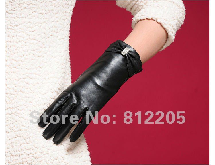 Christmas gifts  Free shipping Wholesale winter women  goat leather  gloves with diamonds  076-1