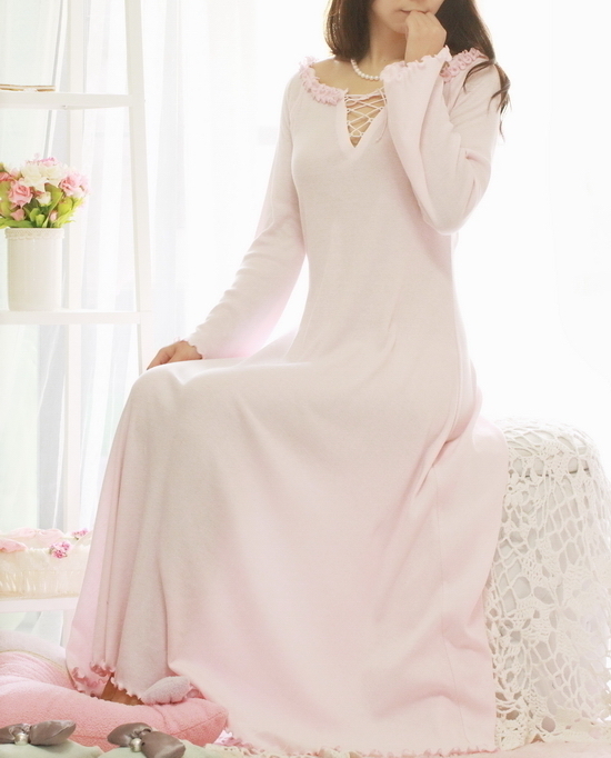 Comfortable 100% cotton flare sleeve knitted nightgown