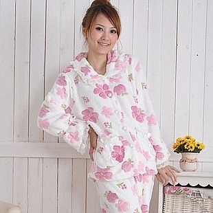 Coral fleece sleepwear female set thickening thermal lounge autumn and winter sleepwear cartoon