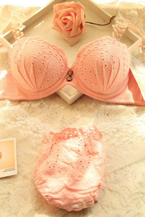 Cotton 100% . classic hot-selling 100% cotton vintage relief 3 breasted underwear set bra set bra