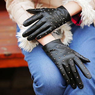 Crievn fashion handsome motorcycle rivet rivets autumn and winter thermal sheepskin genuine leather gloves women's