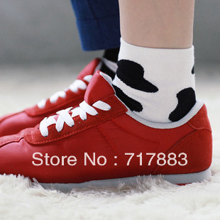 Discount! Free shipping fresh personality black and white cow 100% cotton sock/hot sale ladies socks 10pairs/lot