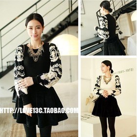 East Knitting B3 q 2013 beautiful hydrotropic lace sleeves sweater 2 Free Shipping