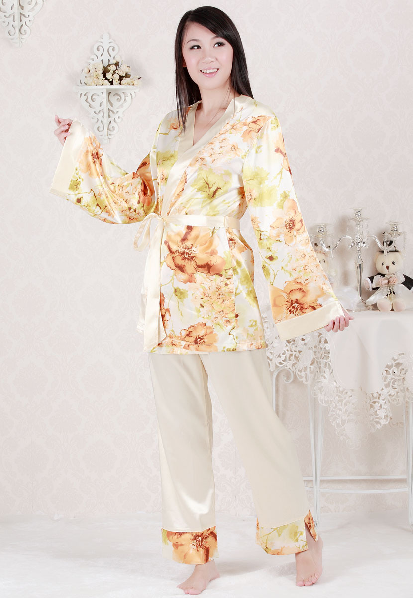 Elegant showiest of senior wire flare sleeve sleepwear long-sleeve 1113005 free shipping