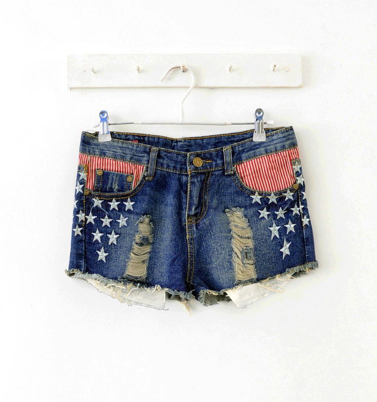 Embroidered bags denim shorts hole light color Women flash loose spring