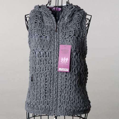 embroidery 2011 crochet decoration with a hood double layer knitted sweater vest 802 all-match