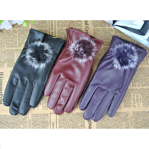 Express shipping +Wholesale Price Fashion BLACK High Quality PU Leather Glove for Women With Mink fur